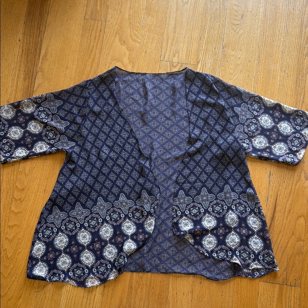 Navy and White Patterned Kimono Cardigan